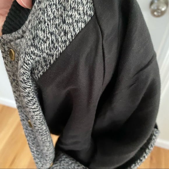 Levi’s Wool Blend Varsity Bomber Jacket - Picture 8 of 8